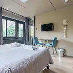 Zee Hotel 3*